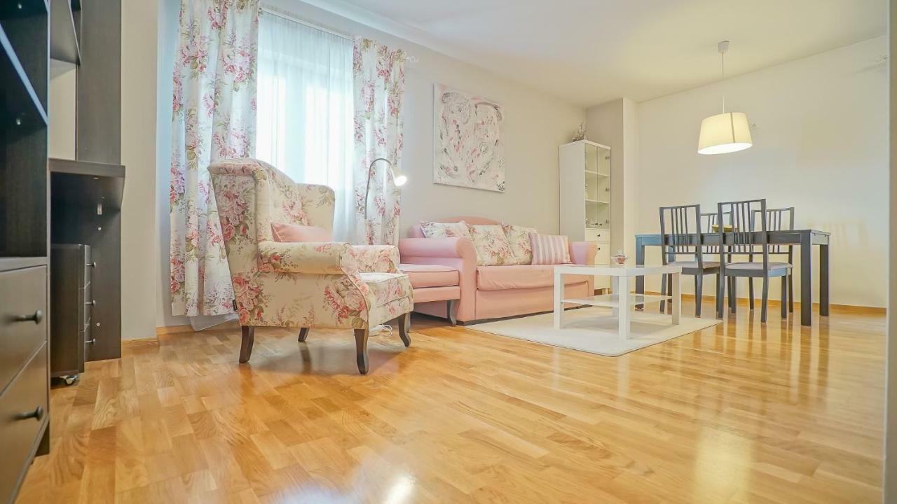 Cn2I Luxury Accommodation/Privilegio8 Braşov Exterior foto